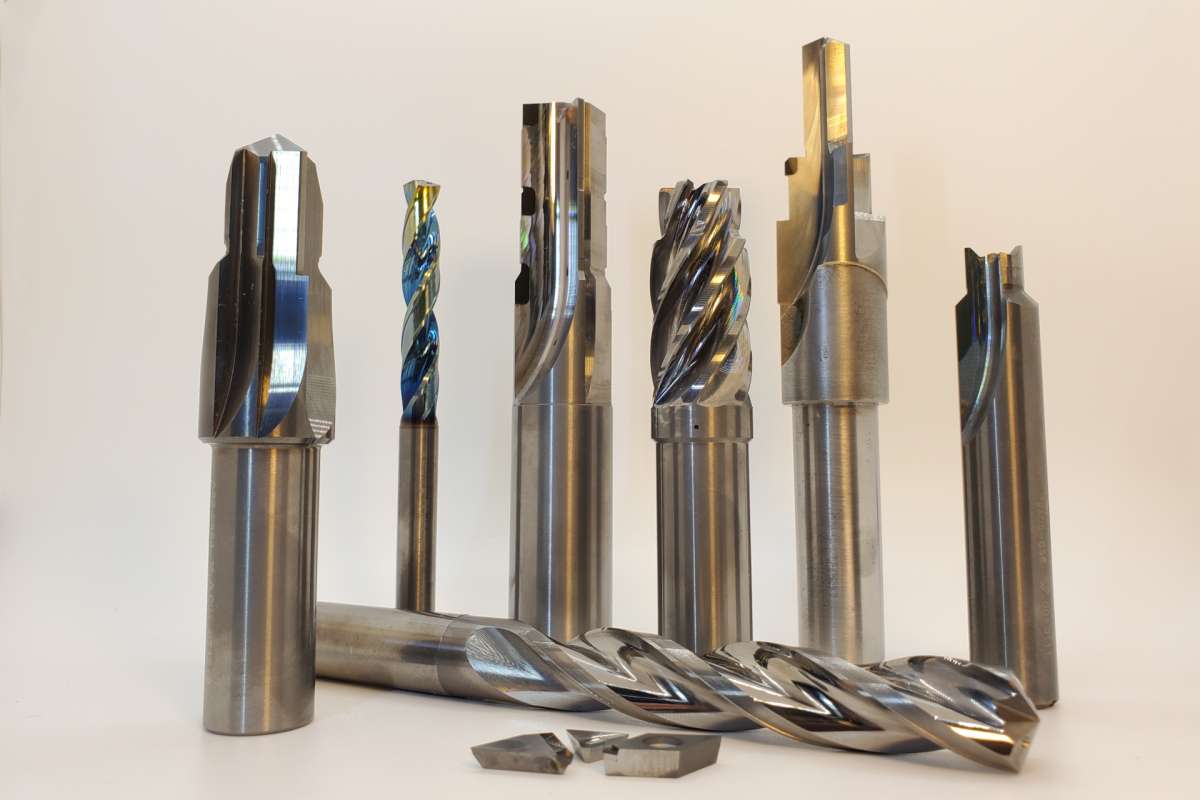 Carbide end mills